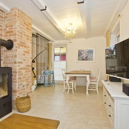 Dom wakacyjny Min Huesung *